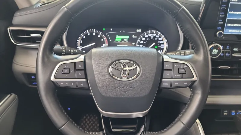 Toyota Highlander 2022