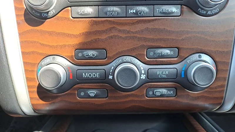 Nissan Pathfinder 2019