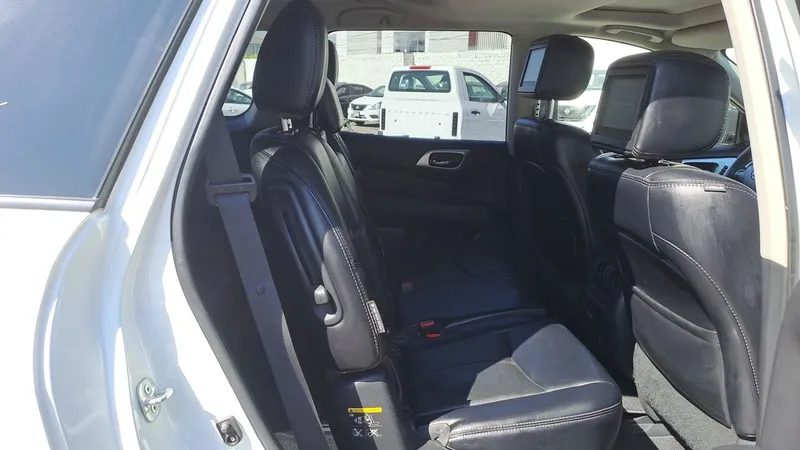 Nissan Pathfinder 2019
