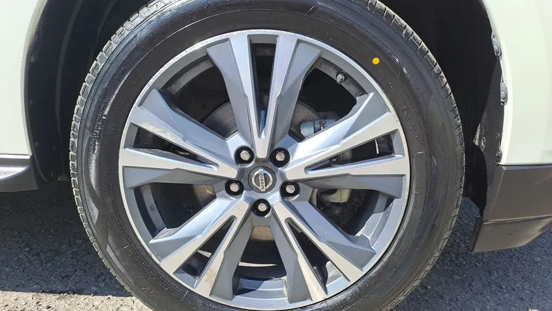 Nissan Pathfinder 2019