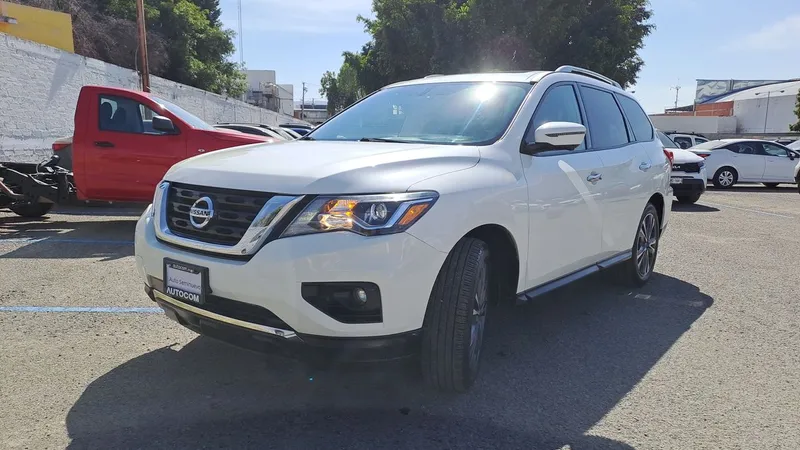 Nissan Pathfinder 2019