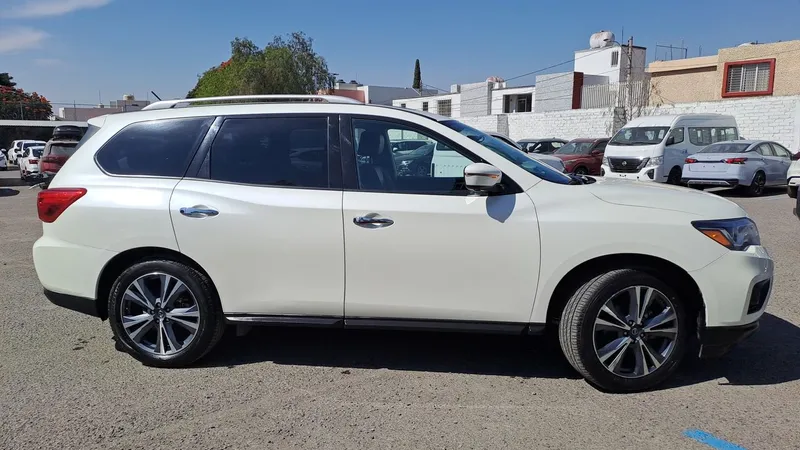 Nissan Pathfinder 2019