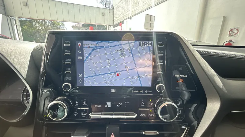Toyota Highlander 2021