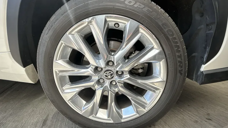 Toyota Highlander 2021