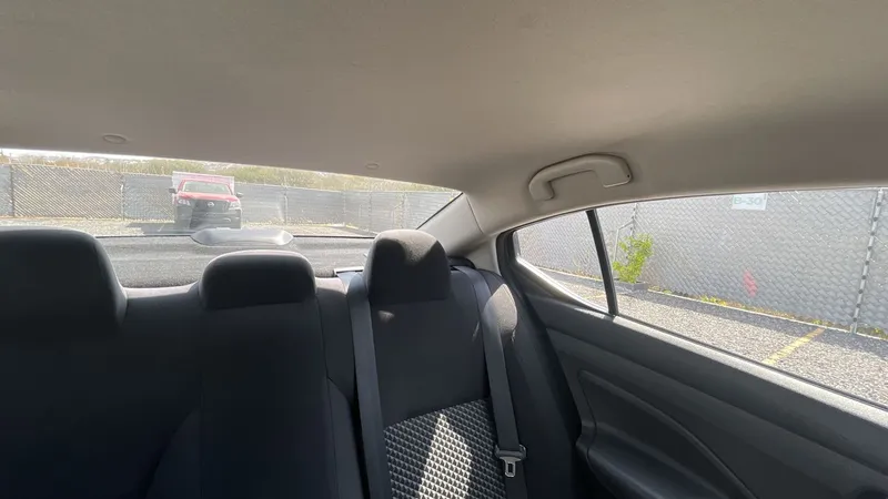 Nissan Versa 2021