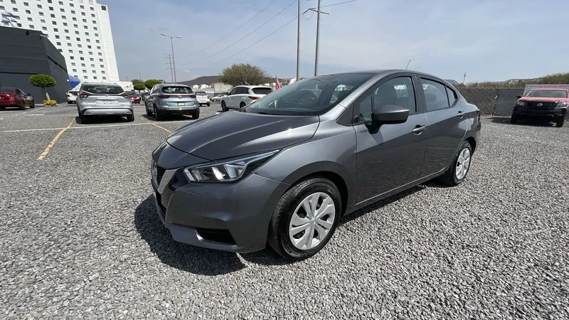 Nissan Versa 2021