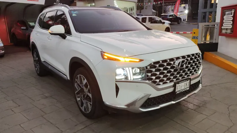 Hyundai Santa Fe 2023