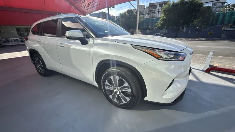 Toyota Highlander 2024