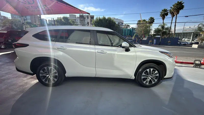 Toyota Highlander 2024