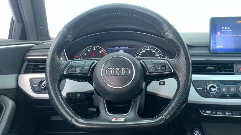 Audi A4 2017