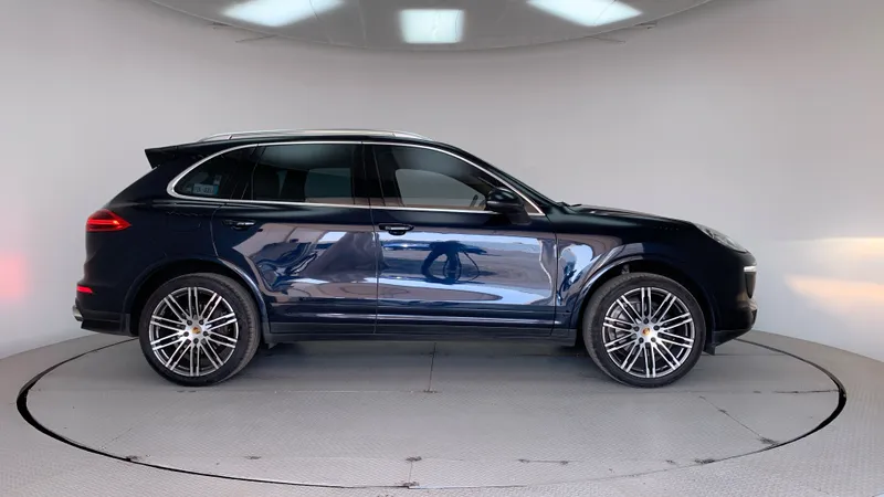 Porsche Cayenne 2016