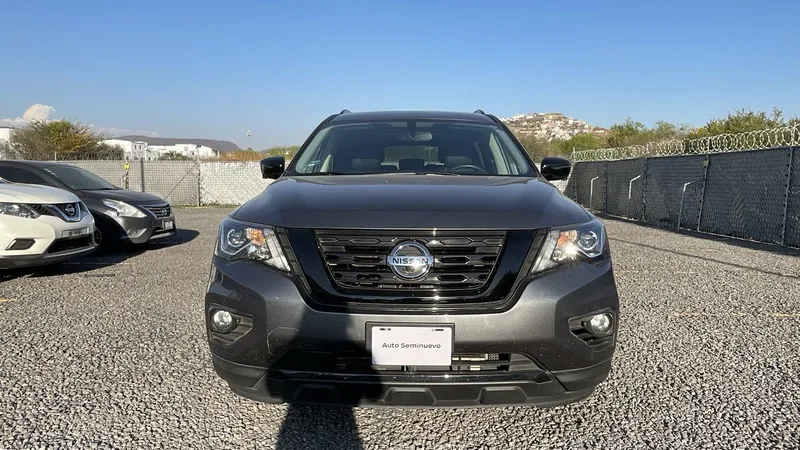 Nissan Pathfinder 2018