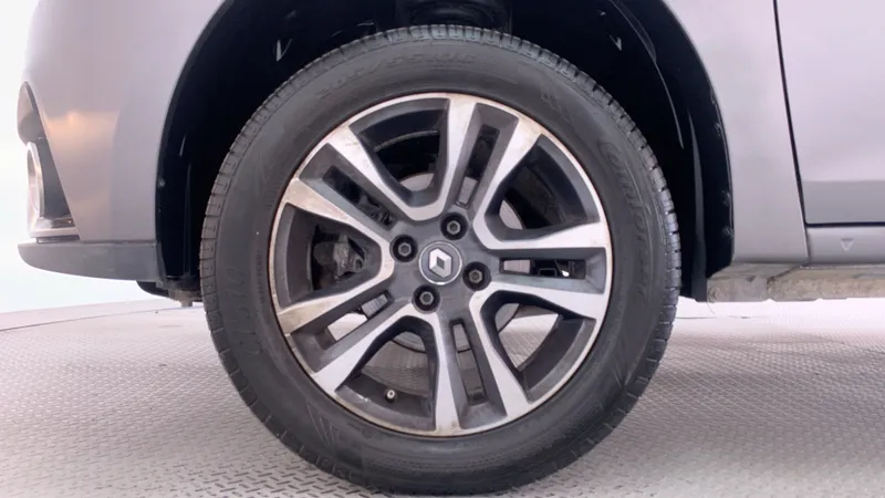Renault Logan 2023