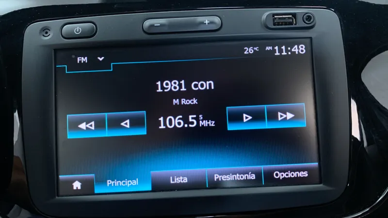 Renault Logan 2023