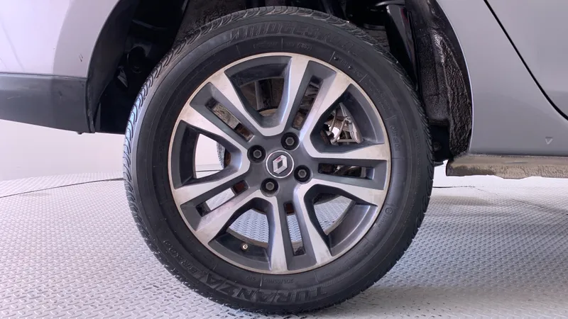 Renault Logan 2023