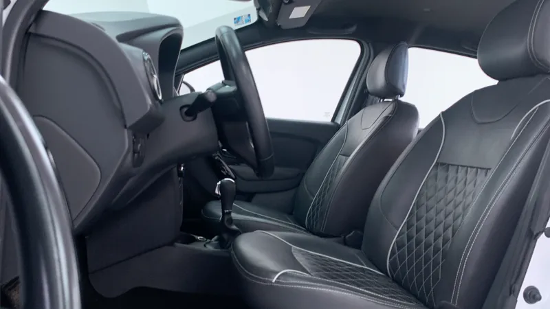 Renault Logan 2023