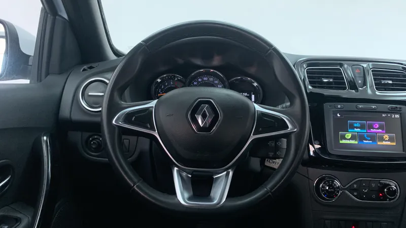 Renault Logan 2023
