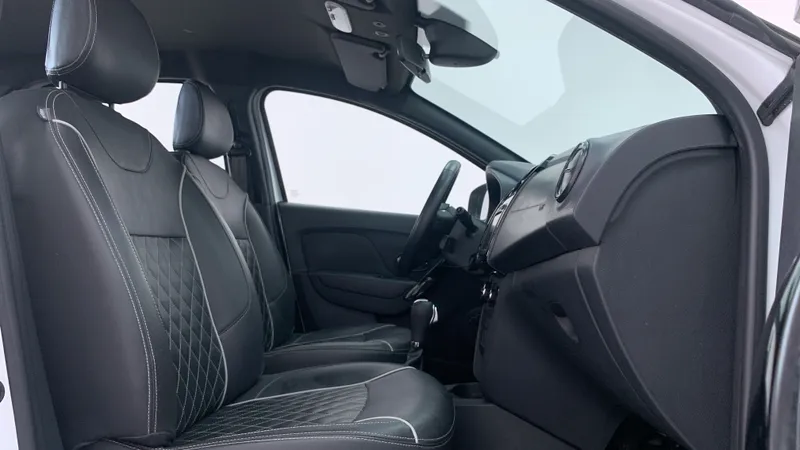 Renault Logan 2023