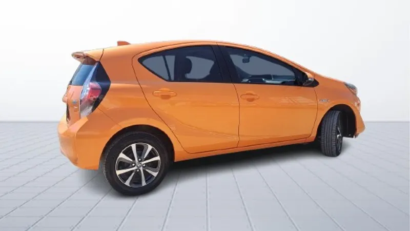 Toyota Prius C 2019