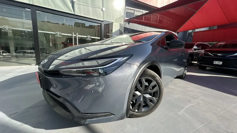 Toyota Prius 2024