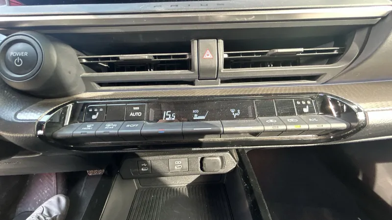 Toyota Prius 2024