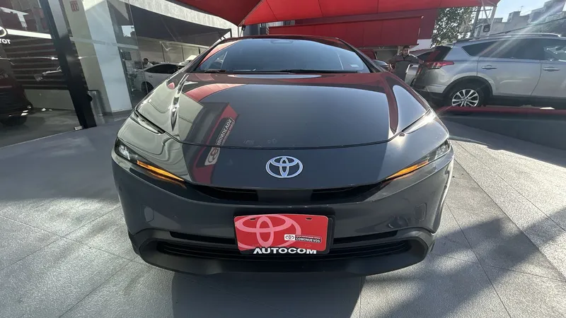 Toyota Prius 2024