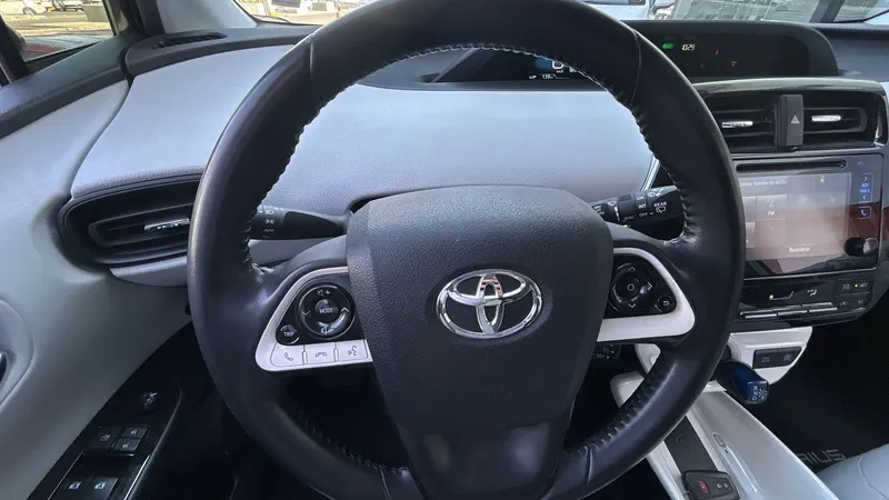 Toyota Prius 2017