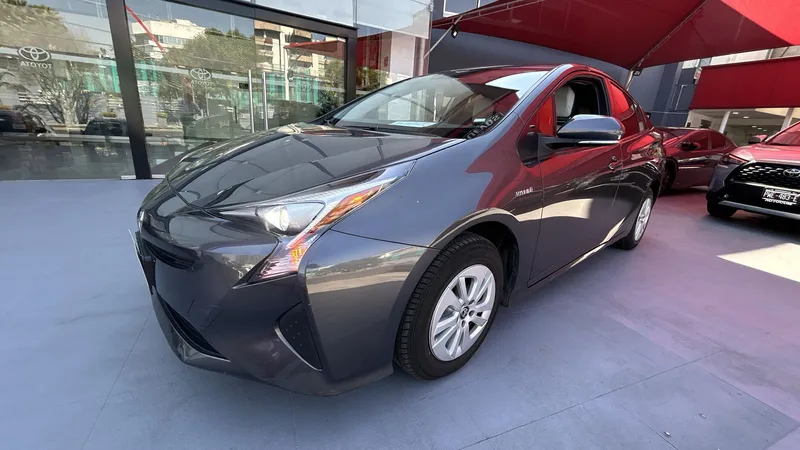 Toyota Prius 2017