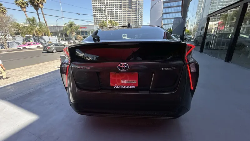 Toyota Prius 2017