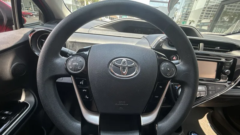 Toyota Prius C 2020