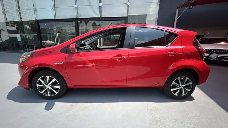 Toyota Prius C 2020