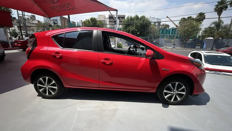 Toyota Prius C 2020