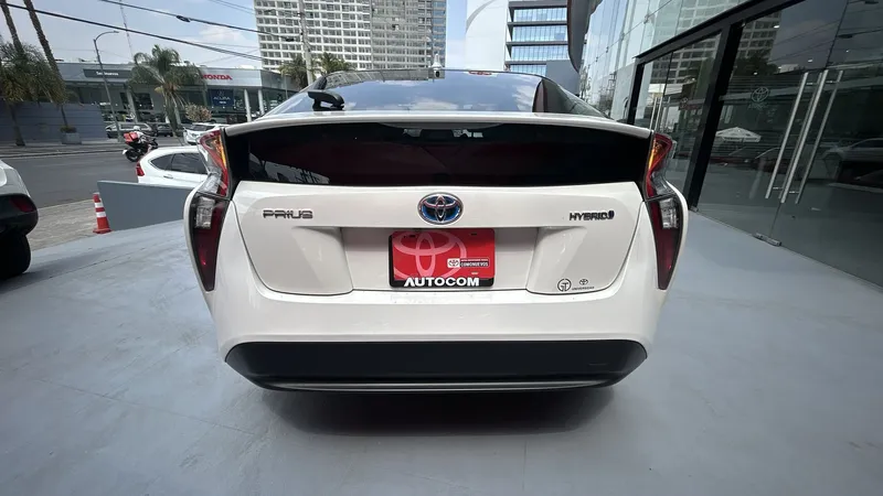 Toyota Prius 2018