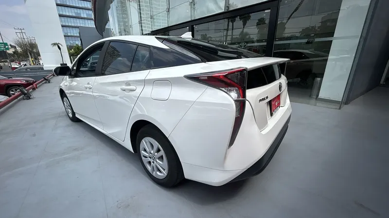 Toyota Prius 2018