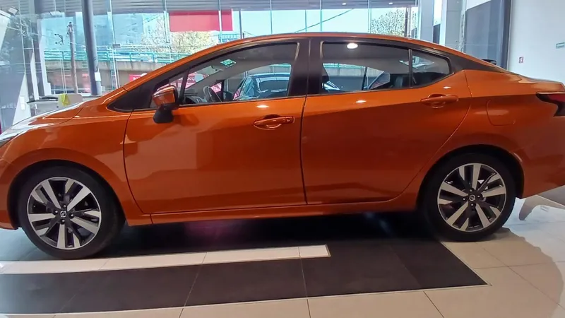 Nissan Versa 2021