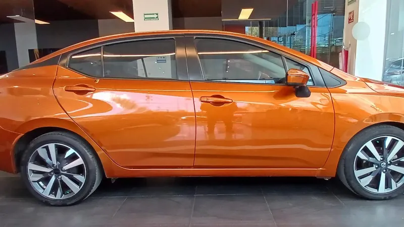 Nissan Versa 2021