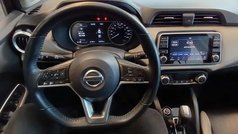 Nissan Versa 2021