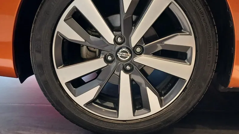 Nissan Versa 2021