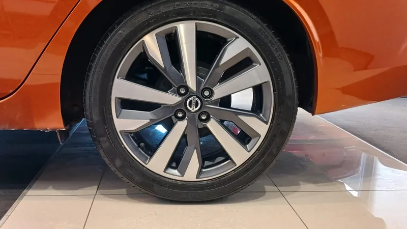 Nissan Versa 2021