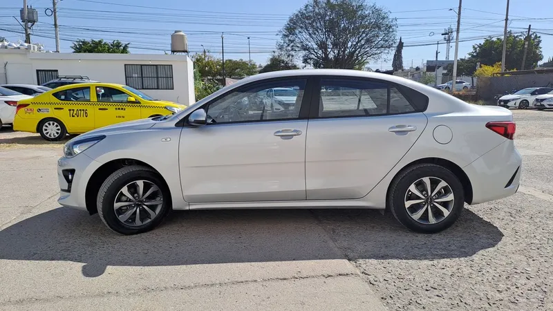 Kia Rio Sedan 2022