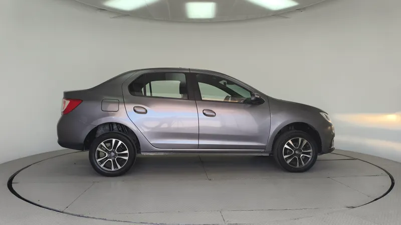 Renault Logan 2023