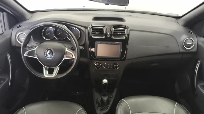 Renault Logan 2023