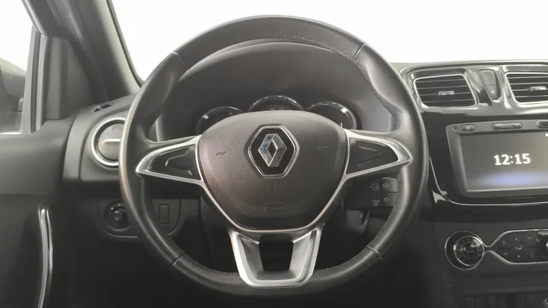 Renault Logan 2023
