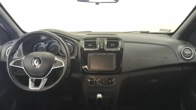 Renault Logan 2023