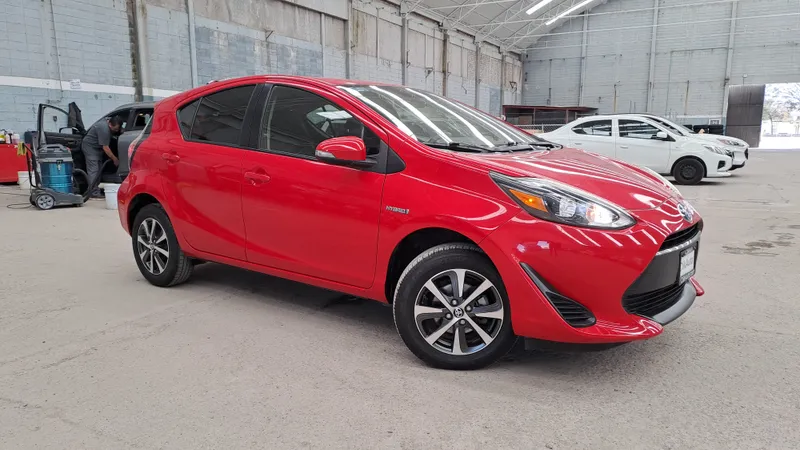 Toyota Prius C 2019