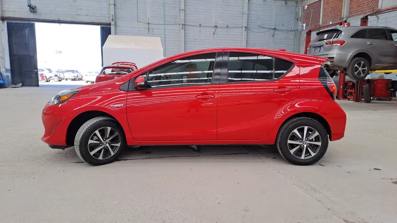 Toyota Prius C 2019