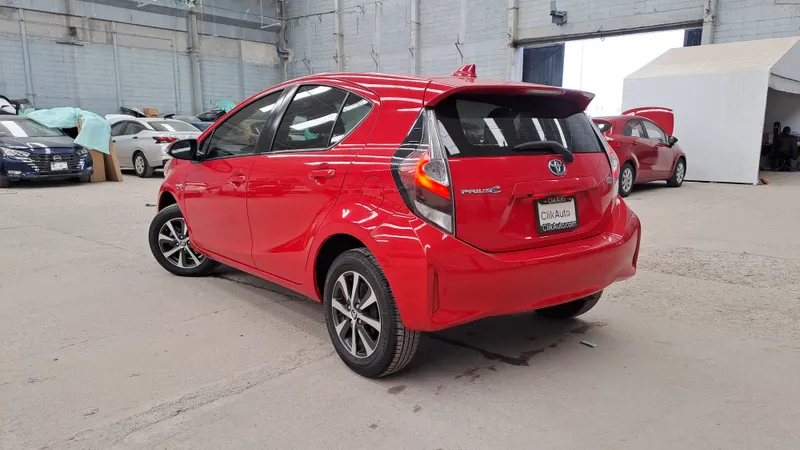 Toyota Prius C 2019