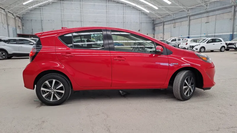 Toyota Prius C 2019