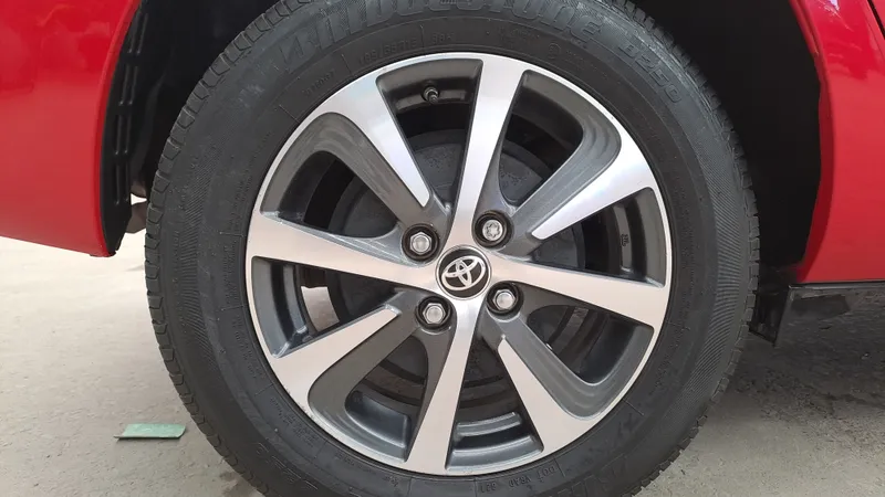 Toyota Prius C 2019