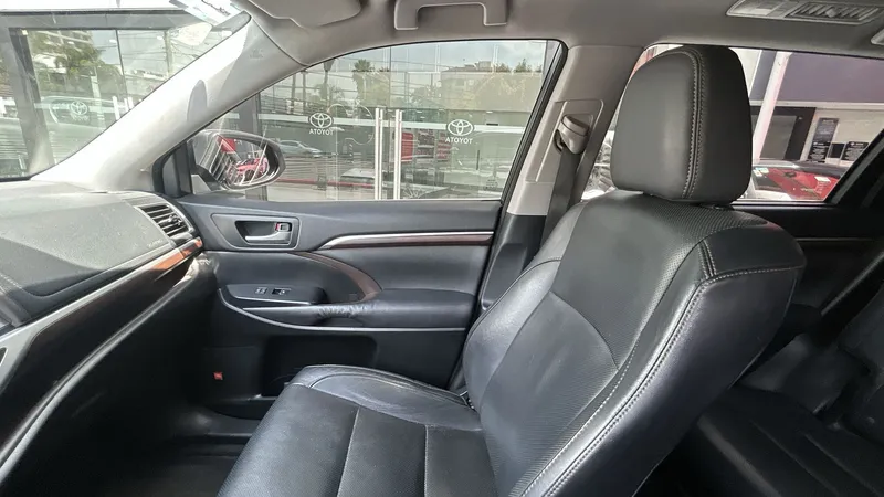 Toyota Highlander 2015